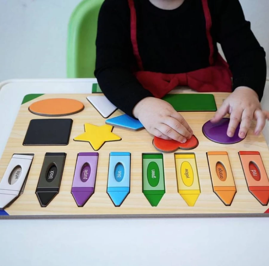 The Learning Journey Lift & Learn Puzzle - Colors & Shapes Educational Toy for Preschoolers Ages 3+ - Award Winning Toddler Activity