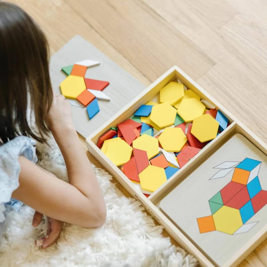 Melissa & Doug Wooden Pattern Blocks and Boards - 120-Piece STEM Toy with 5 Double-Sided Animal Puzzles, Tangrams for Kids Ages 3+, Educational Montessori Learning Activities